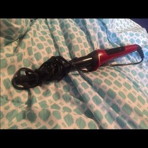 Wond curling iron.