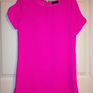 Gorgeous pink dress with zipper back