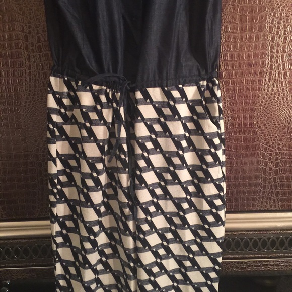 Jumper - Picture 2 of 3