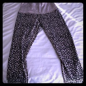 Lululemon Cheetah crops