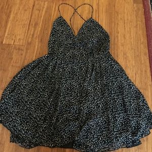 Fun, fashionable Forever 21 dress