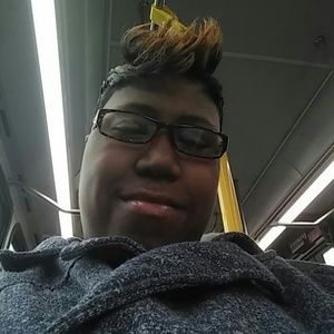 Meet your Posher, Danyelle