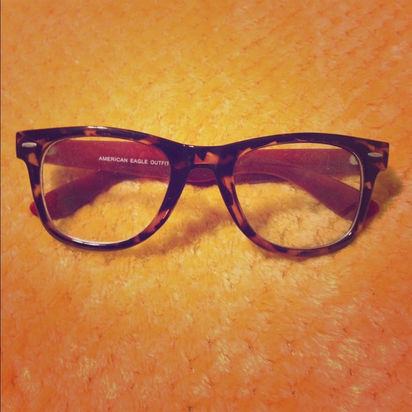 AE fashion glasses
