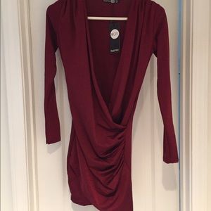 Ladies Size 4 wine colored long sleeve dress