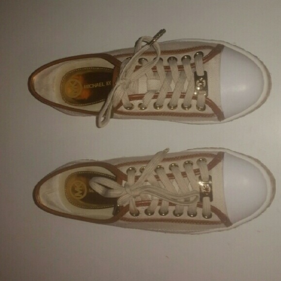 Michael Kors Kristin Lace Up