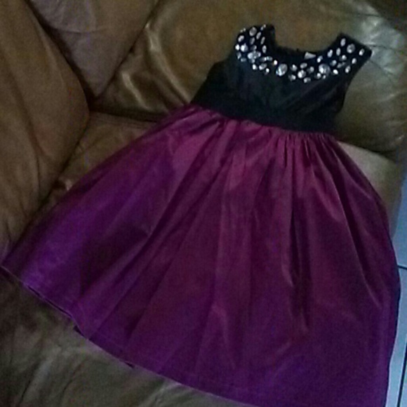 Buityful lite dress sz 6