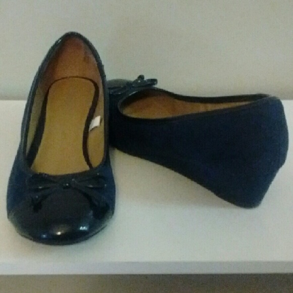 NAVY wedge, Merona Size 9