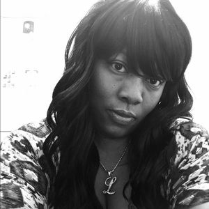 Meet your Posher, Latisha
