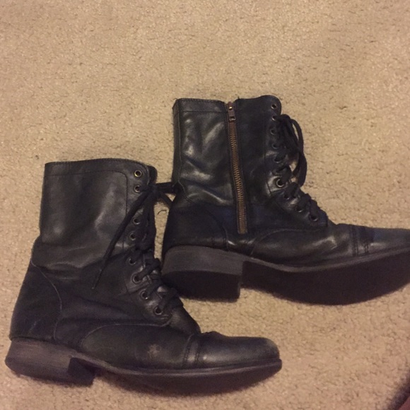 Steve Madden troopa combat boots