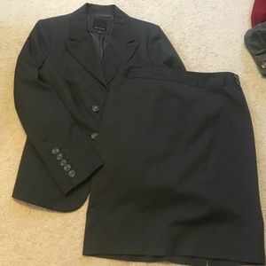 The Limited Size 6 Grey Suit