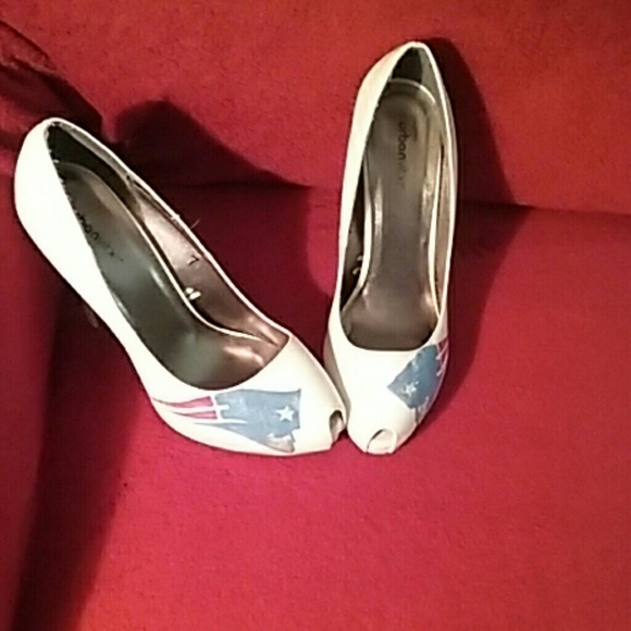 Urban vibe Patriots heels