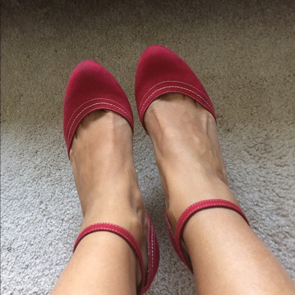 charles david strappy heels