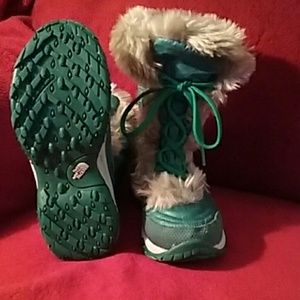 Girls North face teal blue boots