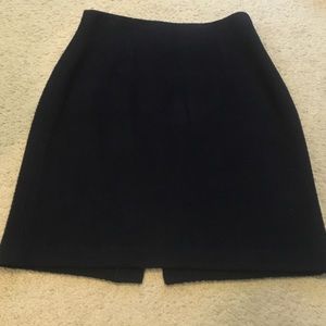 St. John Knit Size 6 Black Skirt