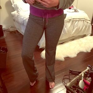 lululemon grey yoga pants