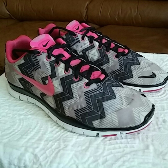 Nike Shoes - Nike Free TR FIT 3...555159-015