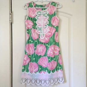 Lilly Pulitzer flower print shift dress