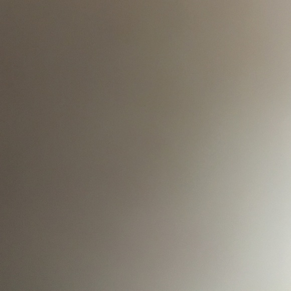 Meet your Posher, Leah - Picture 1 of 1