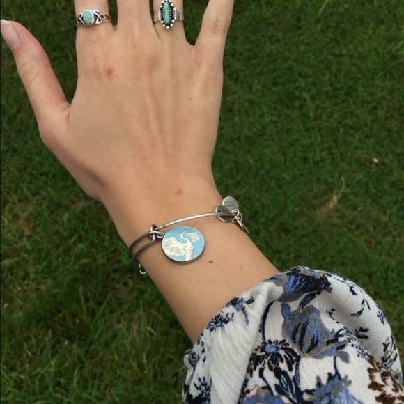 chakra lava bracelet meaning