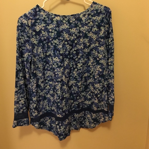 Gap - Picture 3 of 4