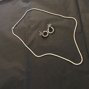 925 Silver Gorgeous Earrings & Necklace set