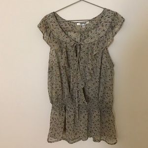Daniel Rainn flowy top M