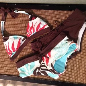 O'Neil Swimsuit Bundle