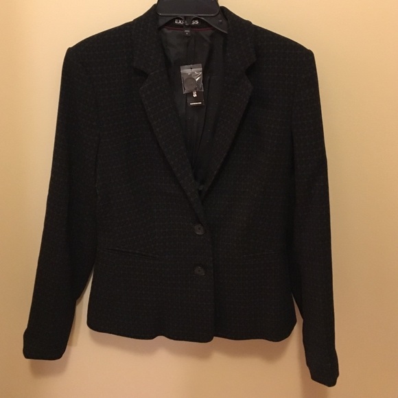 New - Picture 1 of 4