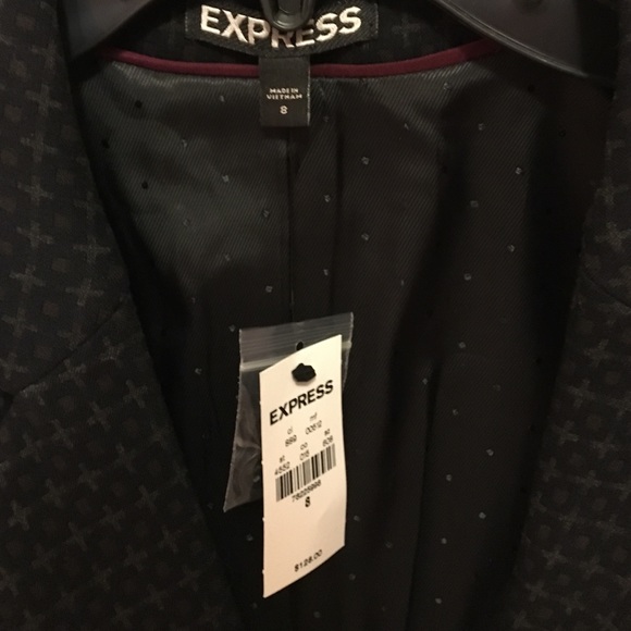 New - Picture 3 of 4