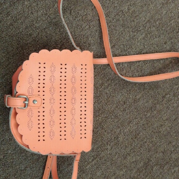 SWAPPED Peach Lace crossbody - Picture 1 of 4
