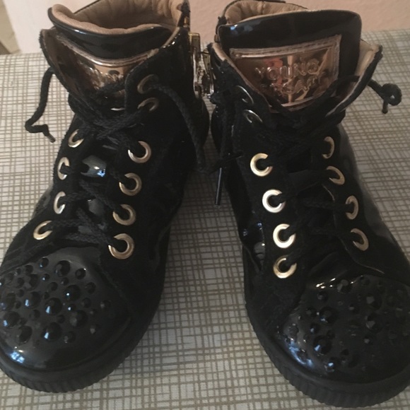 Young Versace boots so cute barley used