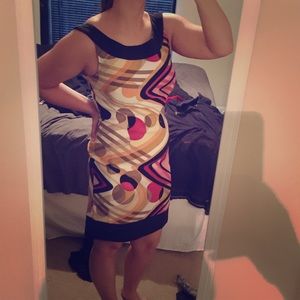 Squiggle dress! Size 6US. Perfect condition!