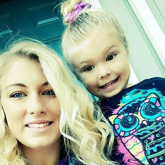 Meet your Posher, Shelby - Picture 1 of 1