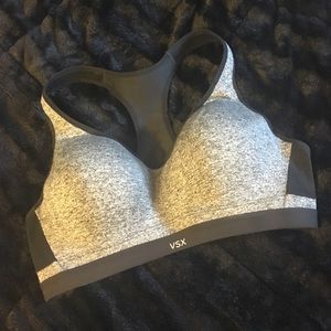 VICTORIA SECERT X SPORT BRA