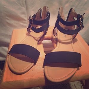 Black flat sandals
