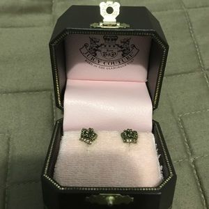 Juicy couture gold crown stud earrings