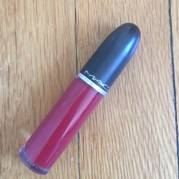 MAC Retro Matte Liquid Lipcolour in Dance with Me