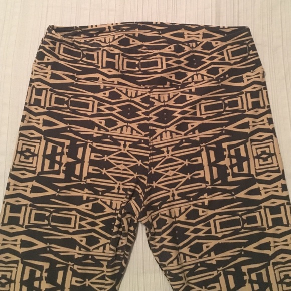 LulaRoe TC Tribal Aztec Print Leggings