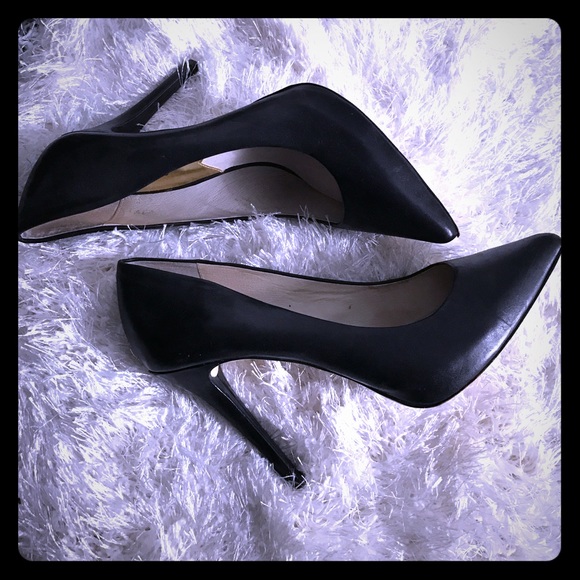 Michael Kors Black Pumps
