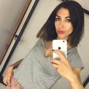 Meet your Posher, Nique