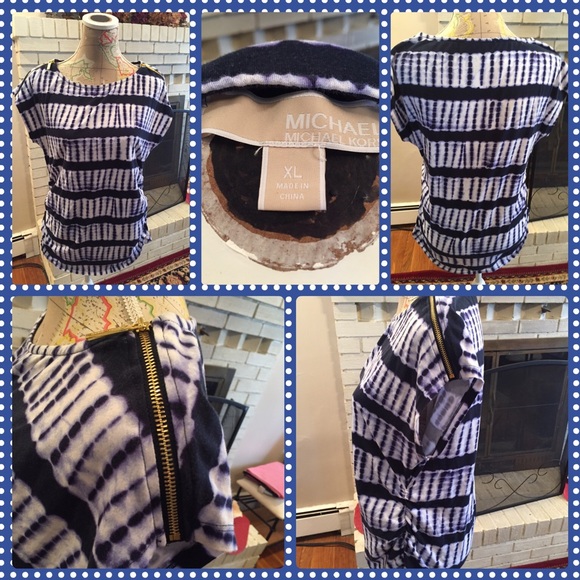 Michael Kors Tops - Like New Michael Kors Short Sleeve Shirtw/ Zippers
