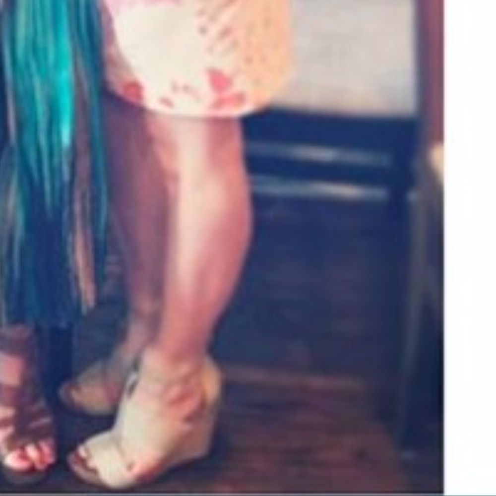 BCBGeneration Nude barlee Wedges size 6