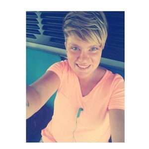 Meet your Posher, Leah