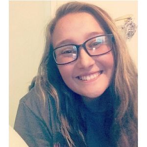 Meet your Posher, Maci