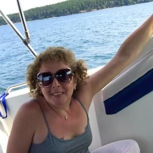 Meet your Posher, Kelly ann