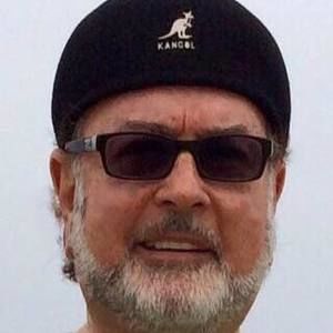 Meet your Posher, Carlos