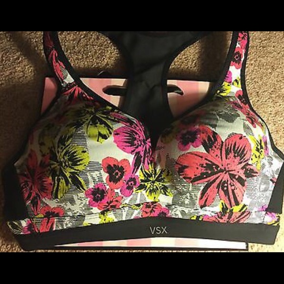 Victoria Secret Sports Bra