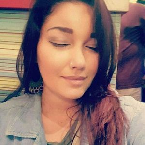 Meet your Posher, Dilara