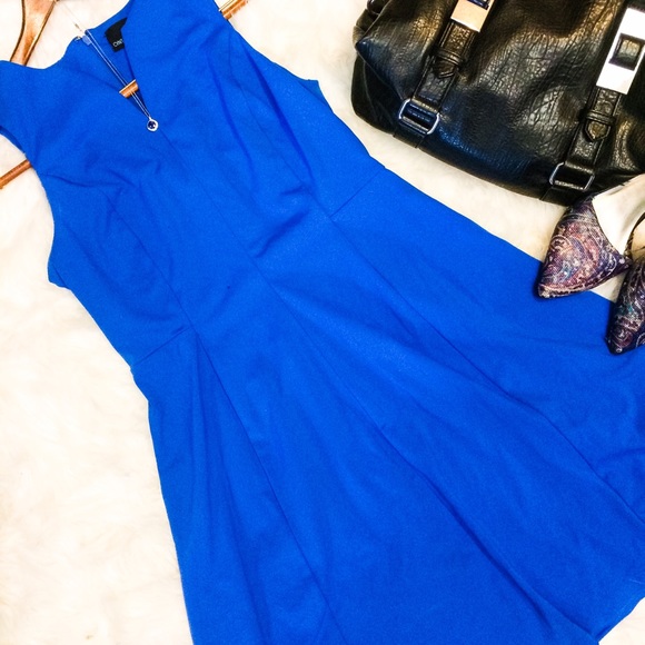 Cynthia Rowley Dresses & Skirts - Cynthia Rowley medium royal blue fit flare dress
