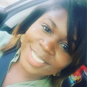 Meet your Posher, Mesha